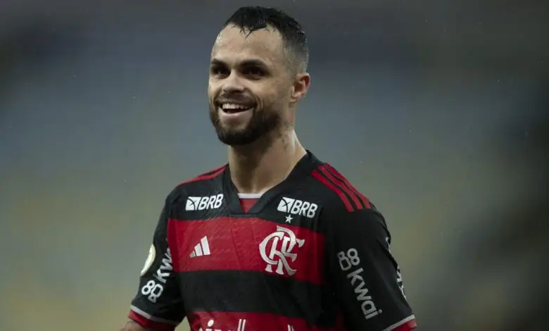 Flamengo espera contar com Michael contra a equipe do Corinthians