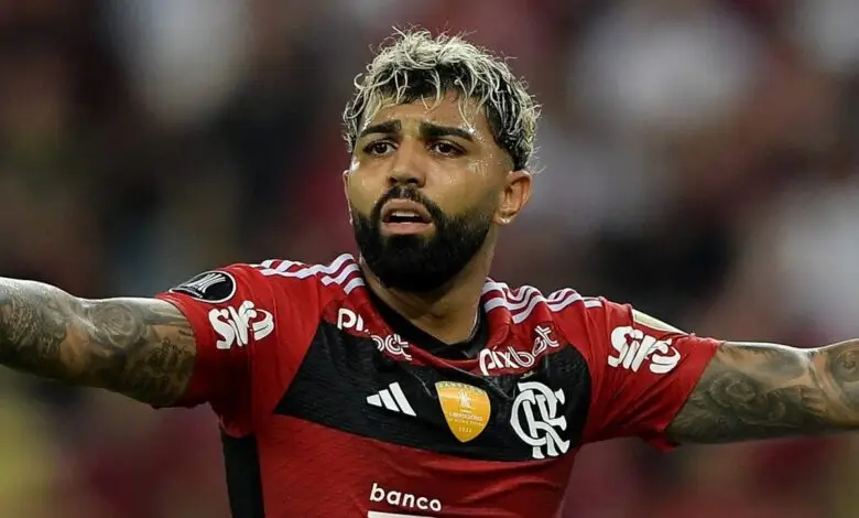 Gabigol é banco para decisão diante do Peñarol