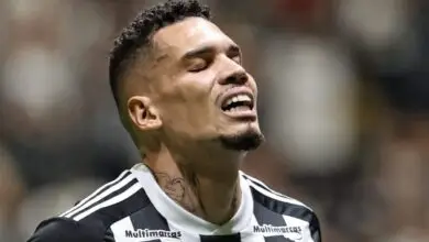 Paulinho ex-Vasco passa por situação difícil no Galo