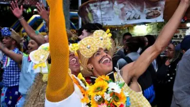 QUADRILHAS CAIPIRAS VÃO AGITAR A FEIRA