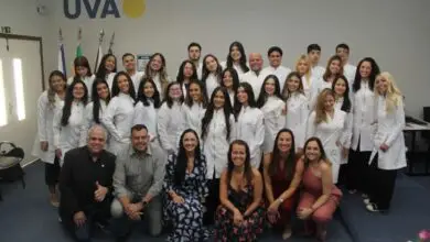 Primeira Cerimônia do Jaleco da UVA Barra emociona alunos
